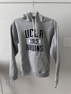 UCLA Bruins Women's Light Gray Sweatshirt Medium Excellent Condition